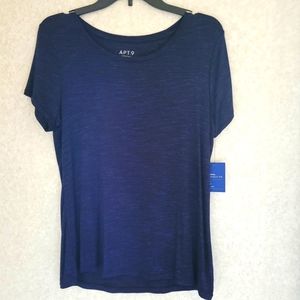 NWT Apt 9 Lightweight T